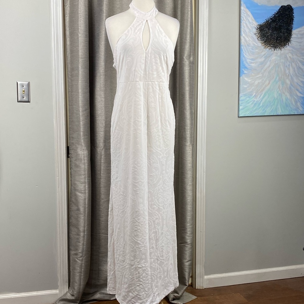 White maxi dress